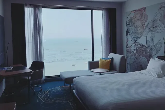 Thailändska hotell sänker priser efter färre turister