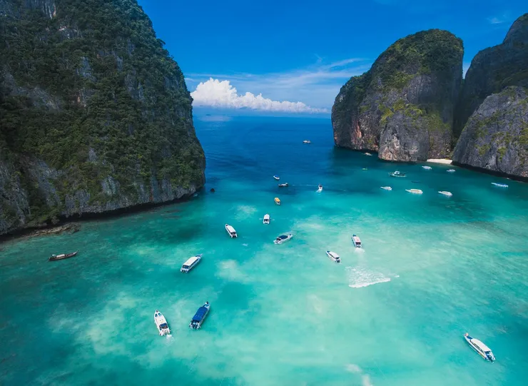 När är det bäst att besöka Maya Bay