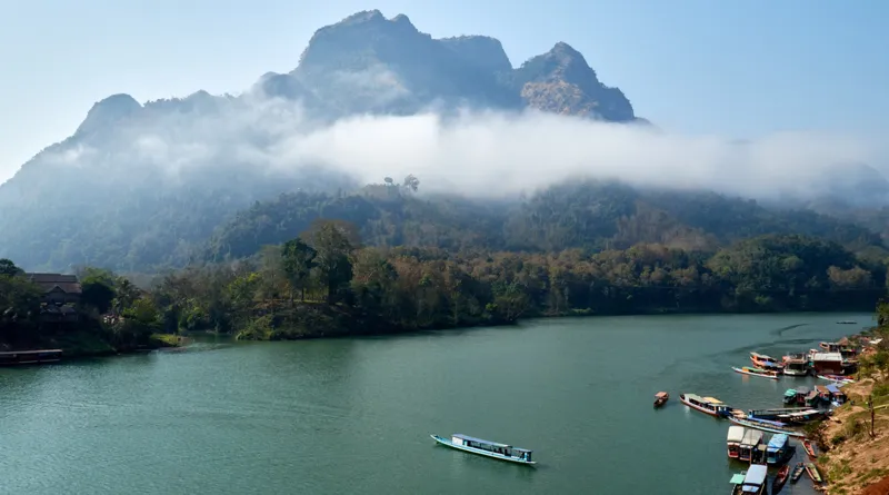 Laos närmast Bangkok med tåg och lugnast tempo